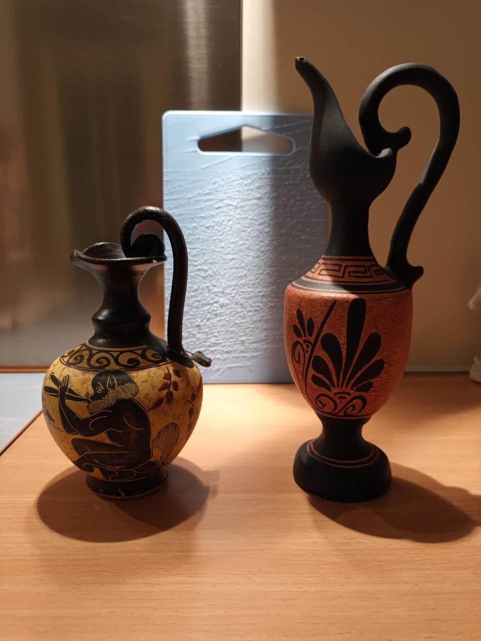 2 stuks Griekse vaasjes origineel van Kreta afkomstig