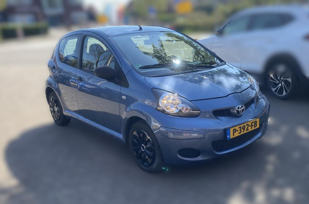 Toyota Aygo 1.0 12v vvt-i access | carplay, jaar apk, beurt, 3m gar