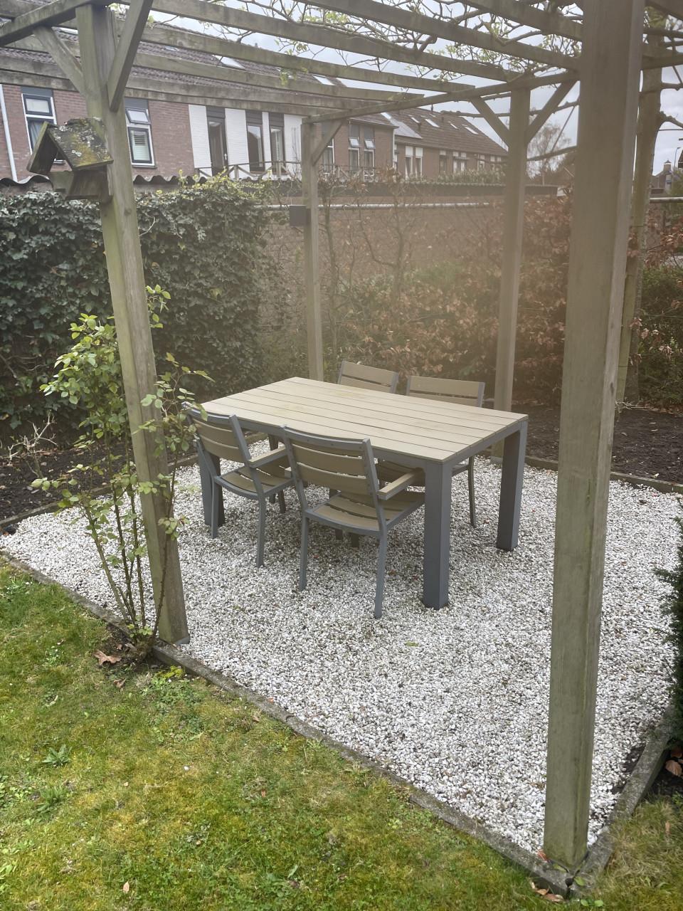 Tuintafel met 4 stoelen