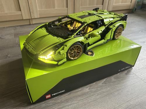 Lego Technic Supercar 42115 – Lamborghini Sian FKP 37