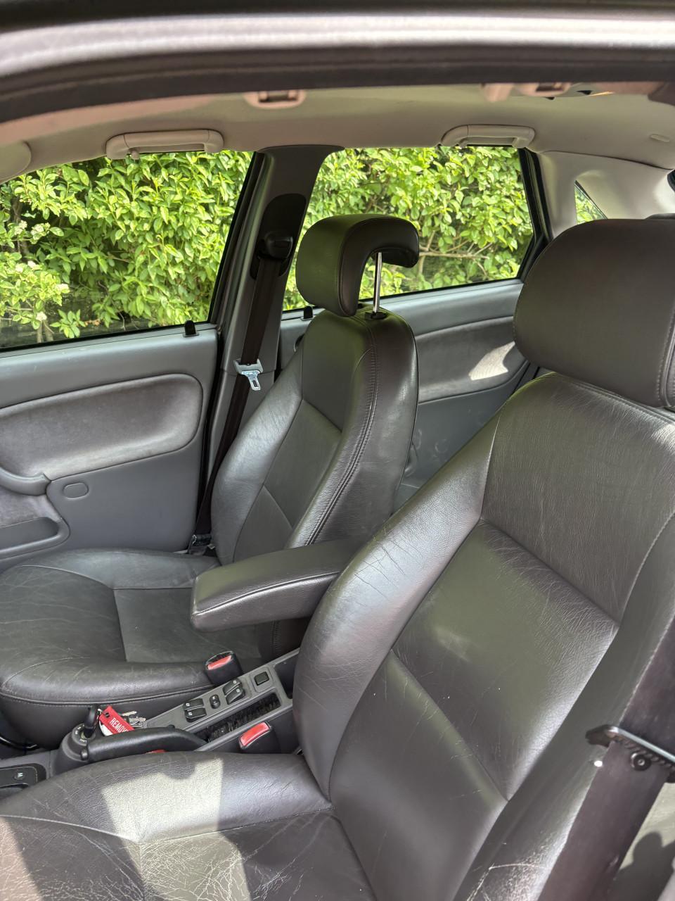 TE KOOP! Saab 9-3 2.0T YOUNGTIMER!