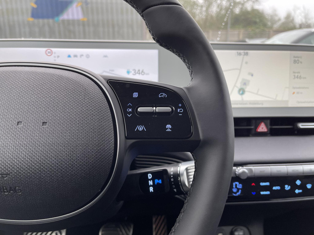 Hyundai Ioniq 5 connect+ awd 77.4 kwh hyundai ioniq 5 connect+ awd 77 kwh |