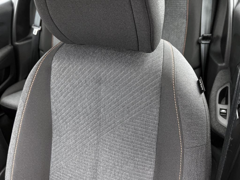 Peugeot 208 100 pk style | rijklaar | parkeersensoren | navigatie | apple c