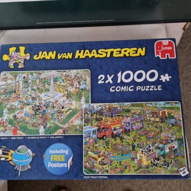 Jan van Haasteren puzzels compleet. 2x 1000 stukjes.€15.00