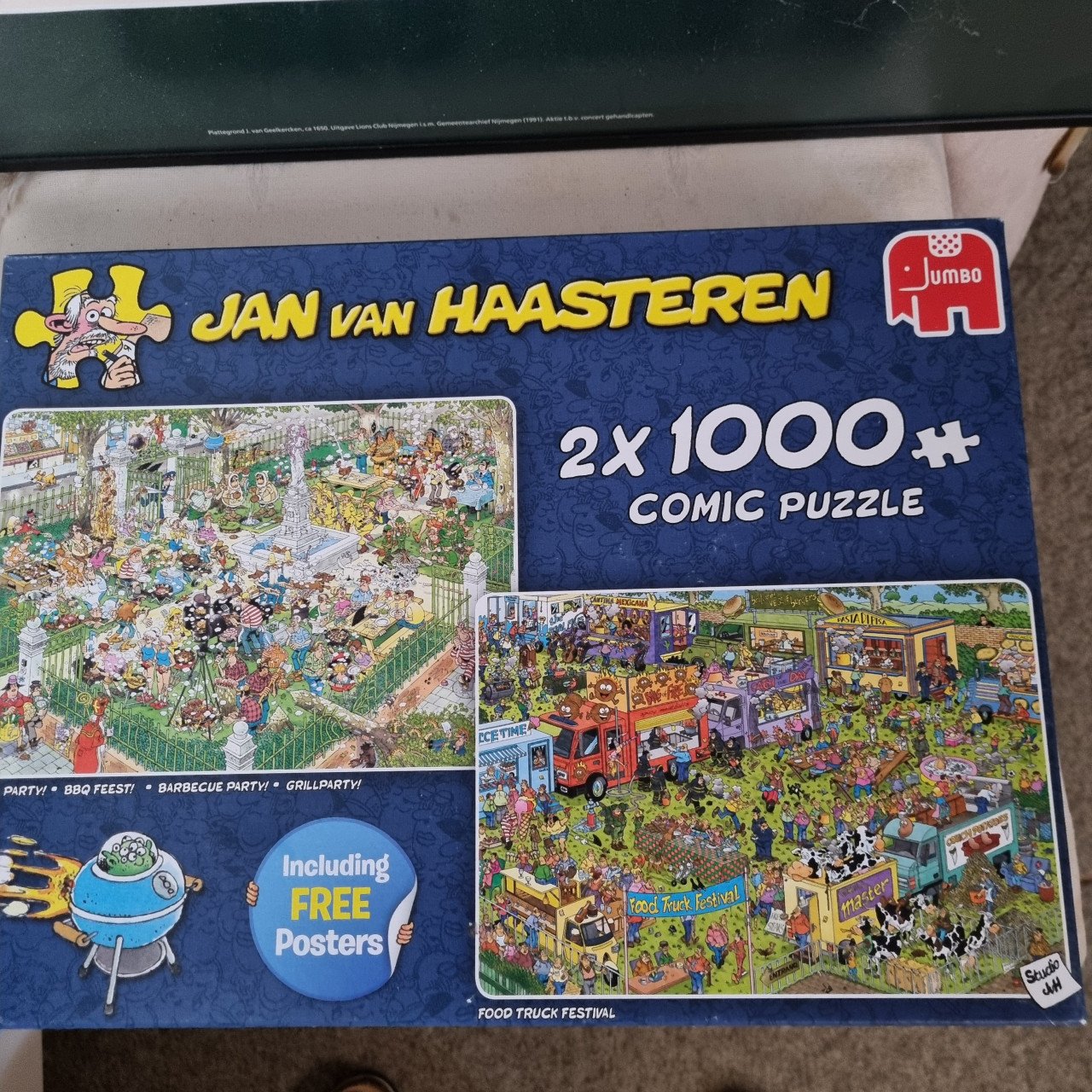 Jan van Haasteren puzzels compleet. 2x 1000 stukjes.€15.00