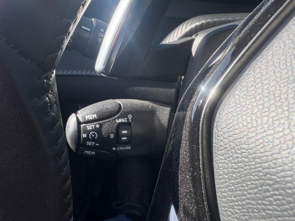 Peugeot 208 1.2 puretech allure