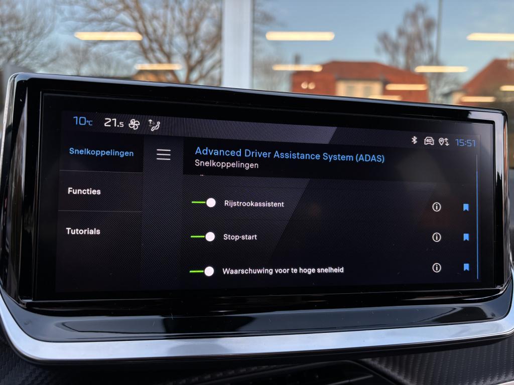 Peugeot 2008 automaat 1.2 puretech 130 allure