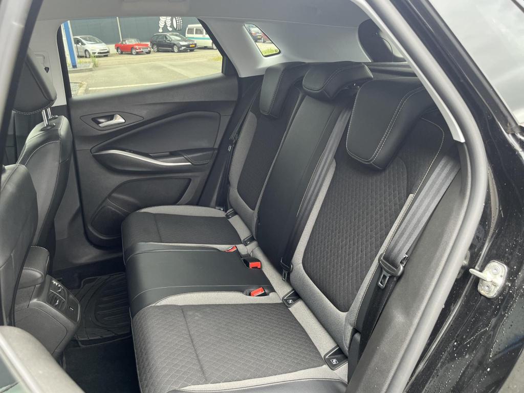 Opel Grandland 1.2 turbo business elegance | climate control | cruise contr