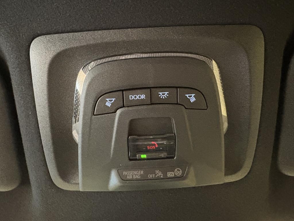 Toyota Corolla Cross hybrid 140 style