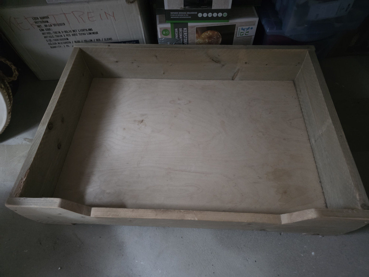 Steigerhouten hondenmand