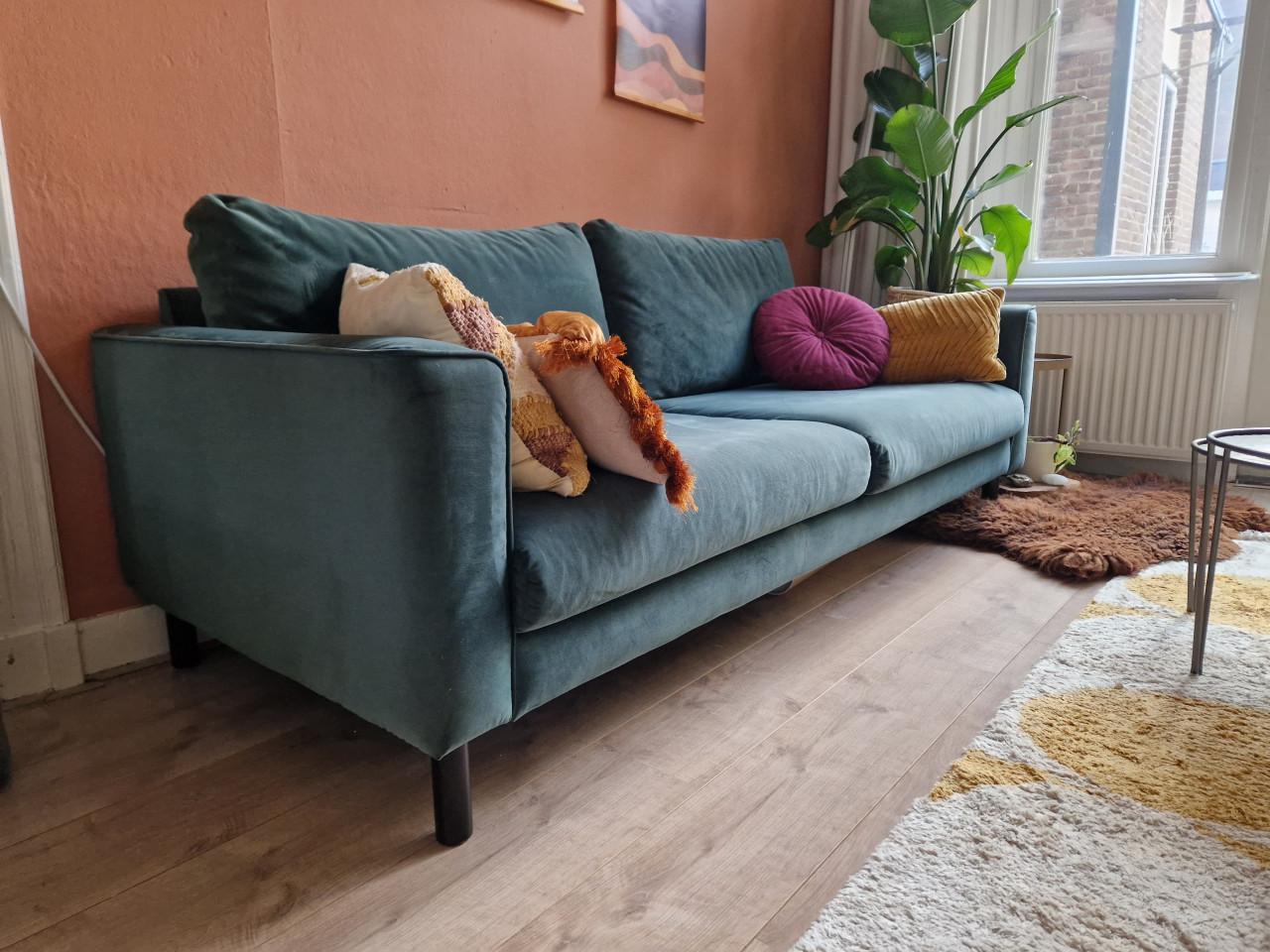 Kwantum Visby Velours groen bank 2 zits