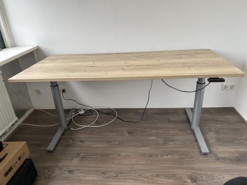 Sta/ zit bureau