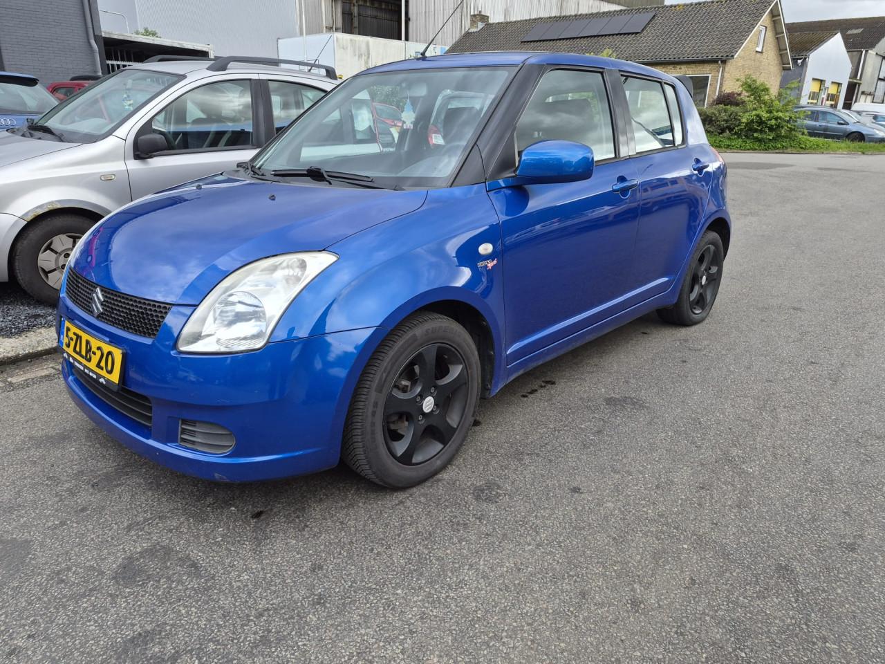 Suzuki Swift 1.3 VVT  Apk 8-5-2027