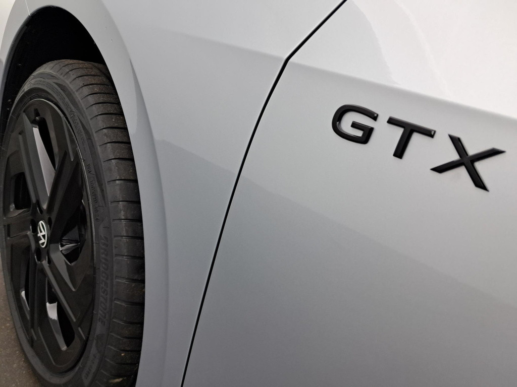Volkswagen Id.3 gtx performance 79 kwh accu, 240 kw / 326 pk hatch