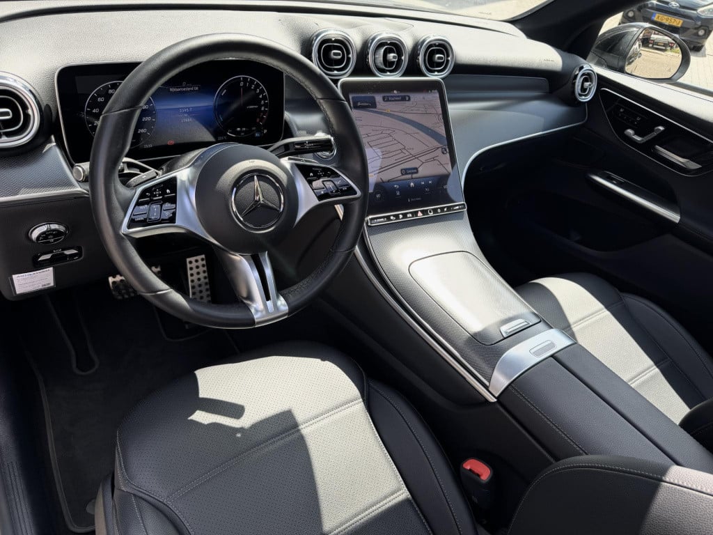 Mercedes-Benz Glc 300e 4matic luxury line nl-auto np. €83.000! | panoramada