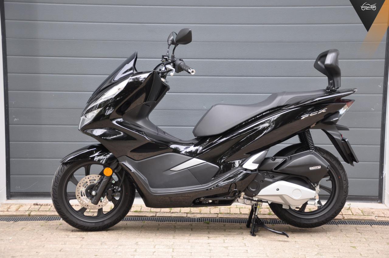 Honda PCX 125 Z.G.A.N. 2870 kms