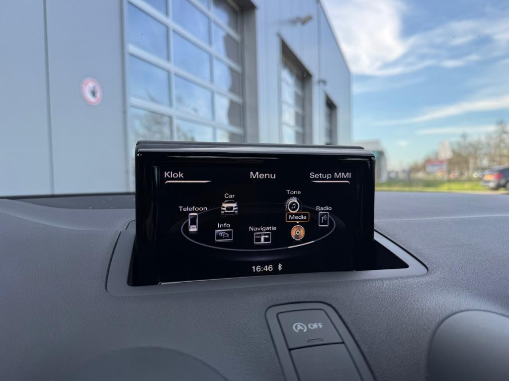 Audi A1 Sportback 1.0 tfsi s-line * nap * cruise control * 17 inch