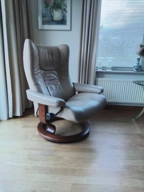 Comfortabele draaifauteuil van leer: goede staat