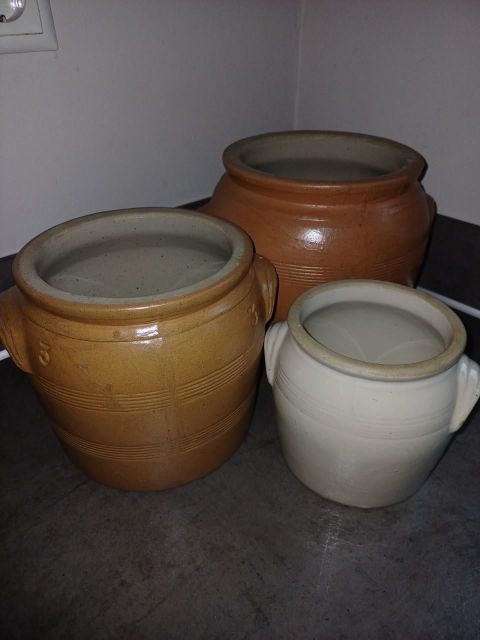 Set van 3 gres potten