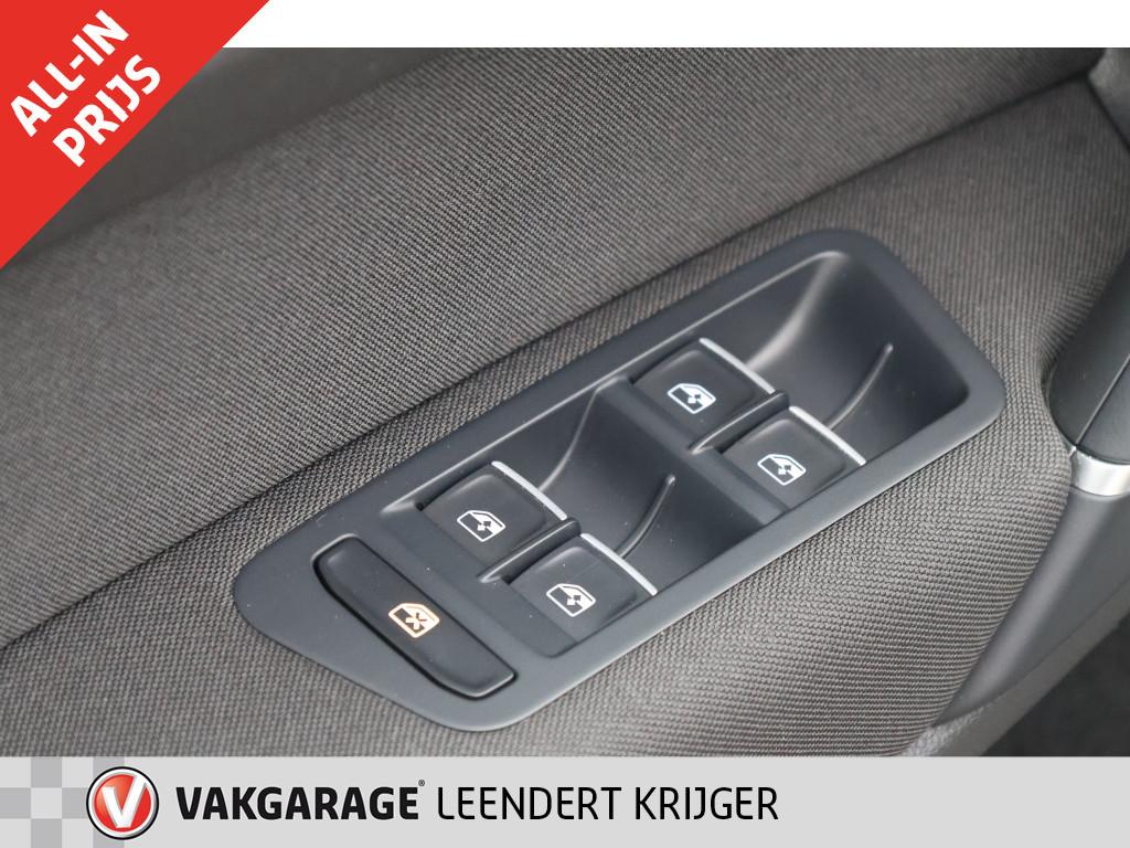 Volkswagen Golf Sportsvan 1.5 tsi act high.l. automaat|trekhaak|12 maanden 