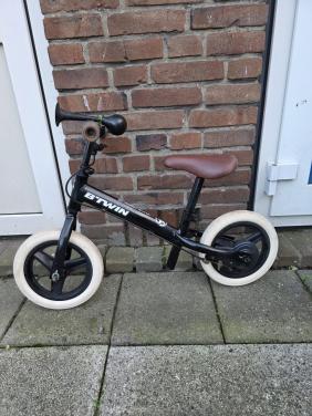 BTWIN-Loopfietsje met handrem achter-goed werkend