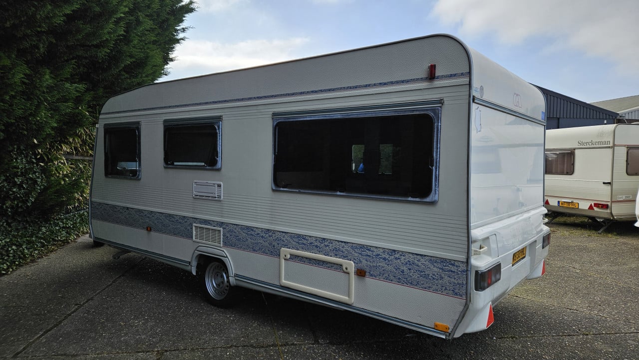 Adria Unica B 502 UP  Modeljaar: 1998
