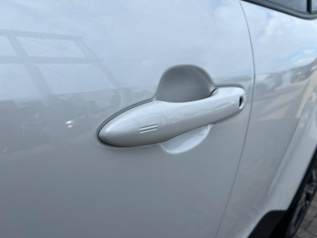 Toyota Yaris Cross 1.5 hybrid executive | 360 camera | elec. klep | stuurve