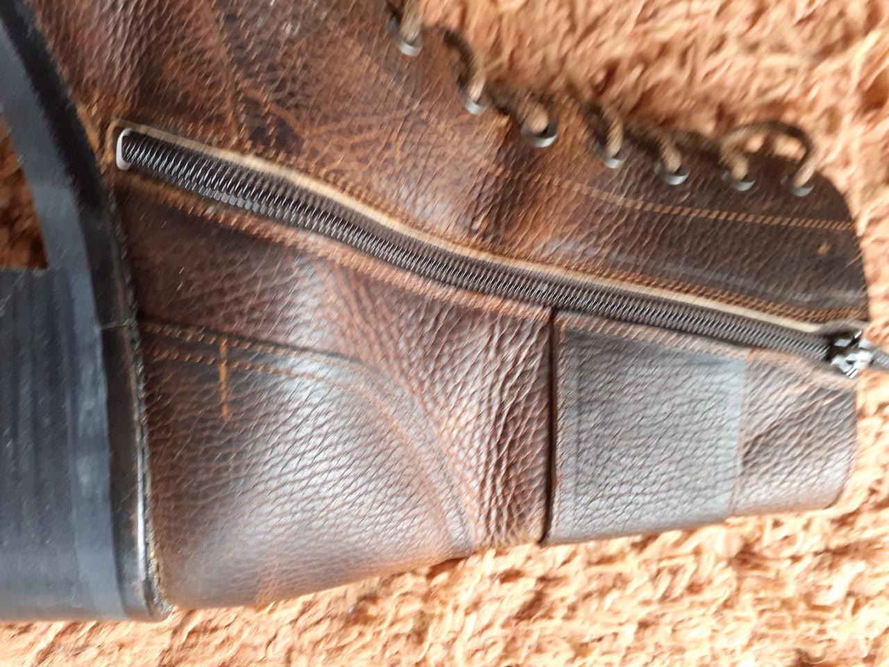 Gloednieuwe Hush Puppie schoenen  mt 40, helft vd nieuwprijs