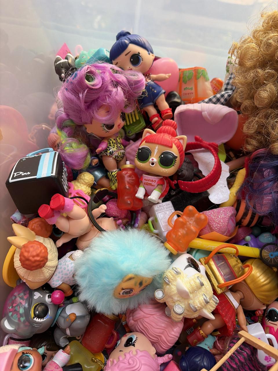 L.O.L Suprise poppetjes en accessoires