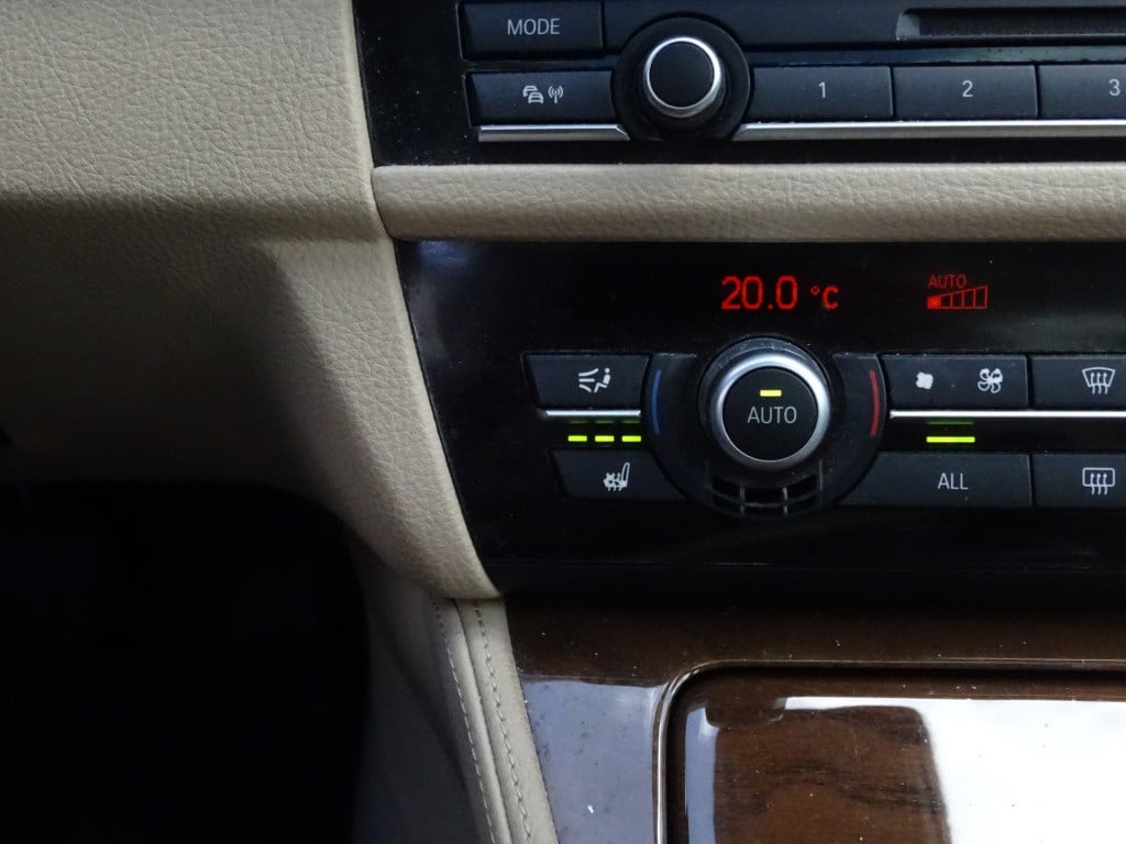BMW 5 Serie 523i high executive | pano | comfortstoelen | stoelverwarming