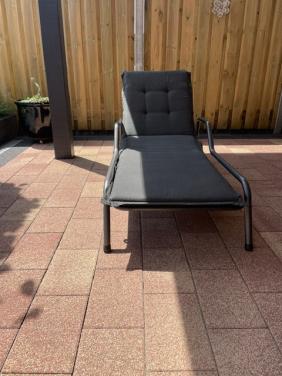 Ligbed draadstaal met kussen