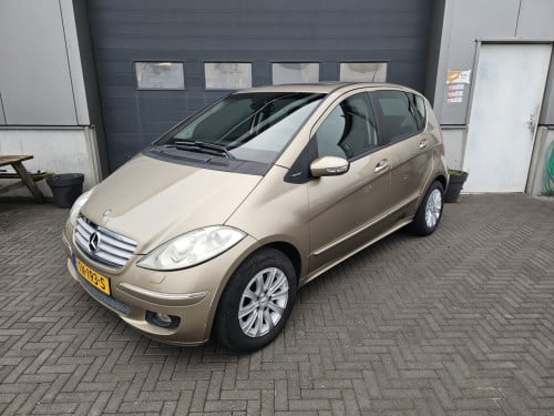 TE KOOP MERCEDES BENZ A KLASSE 150 AVANTGARDE ROKERSVRIJE AUTO