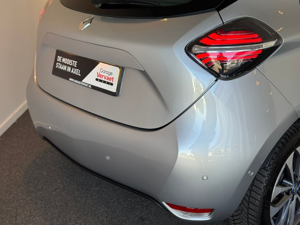 Renault Zoe r135 intens 52 kwh (koopaccu / ccs)