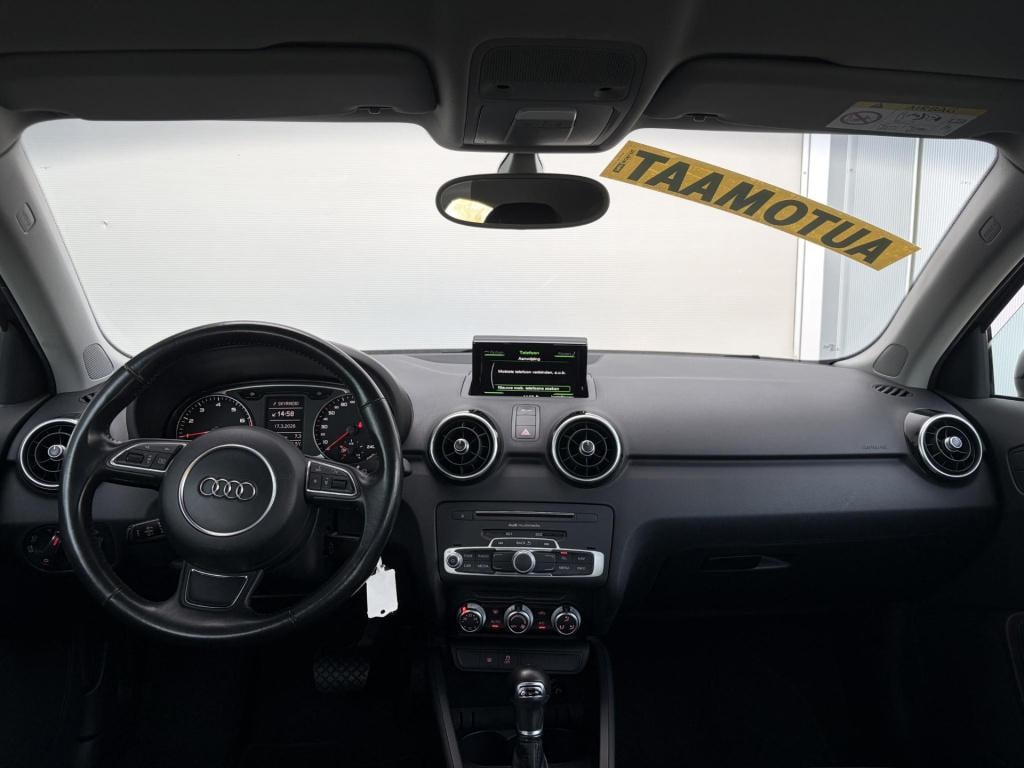 Audi A1 Sportback 1.0 tfsi s-line/automaat/navi/clima