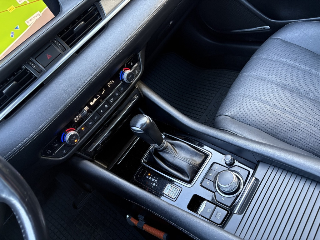 Mazda 6 sportbreak 2.0 s.a.-g luxury aut. sunroof trh. luxe!