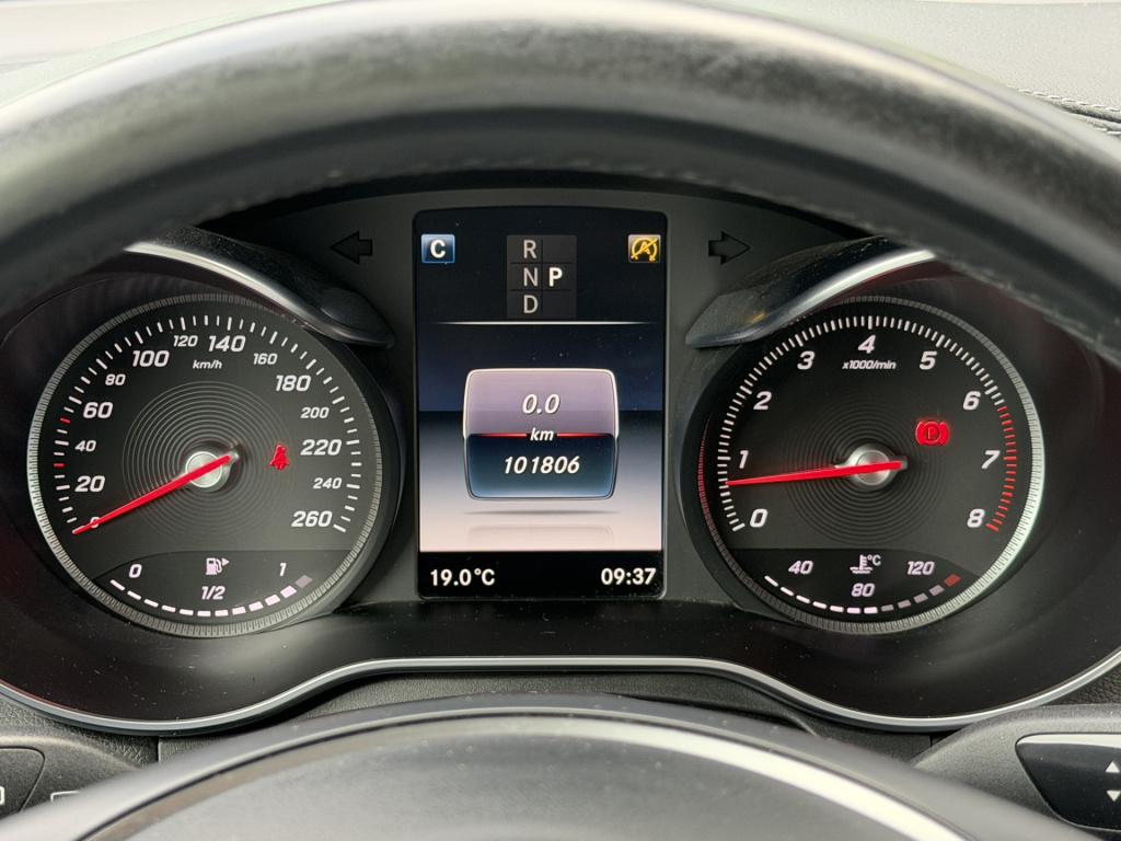 Mercedes-Benz Glc 250 4matic amg line i camera i stoelverwarming i lederen 