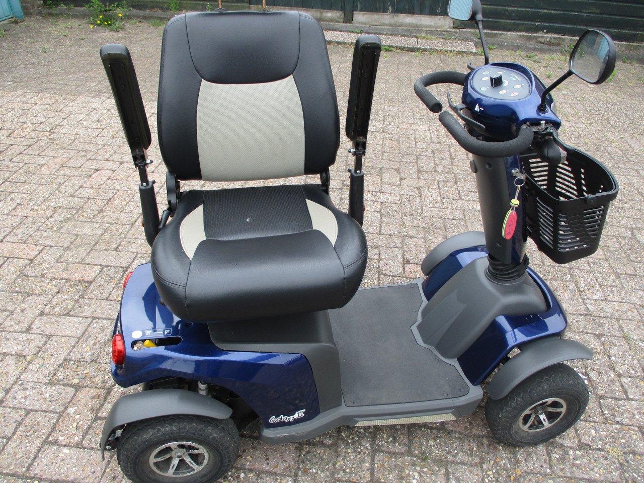 Aangeboden wegens geen gebruik Excel Galaxy 2  4wiel scootmobiel TEAB