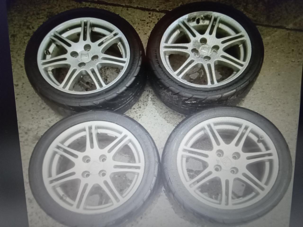 Gevraagd Deze Velgen Voor  Honda