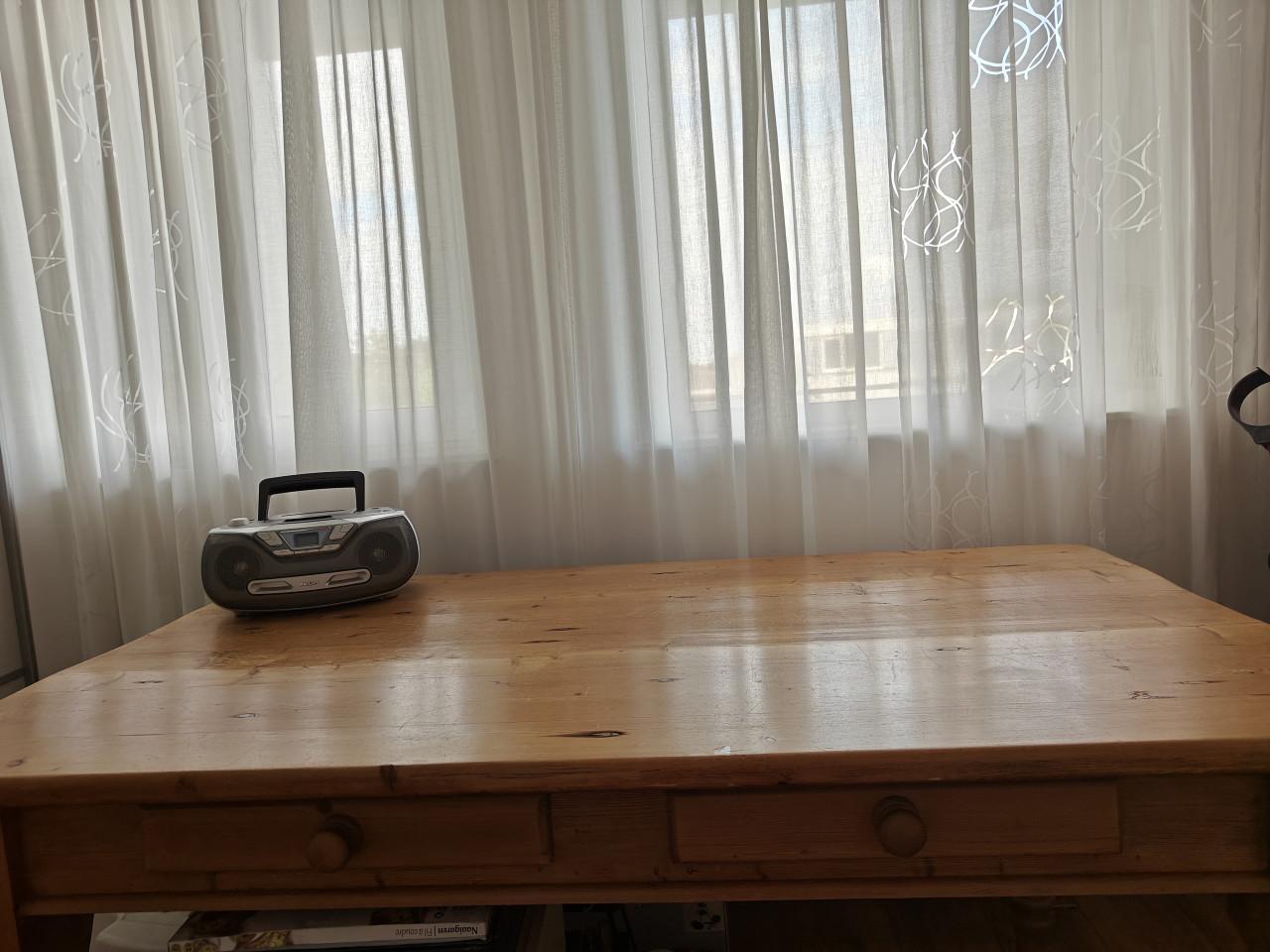 Grenen tafel