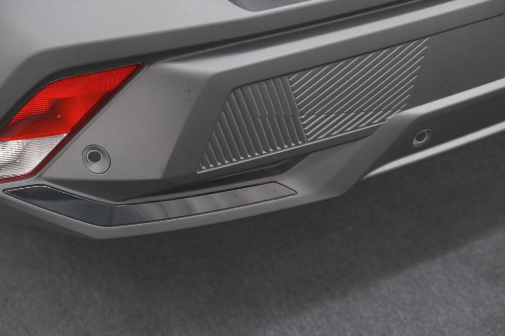 Peugeot 408 1.2 hybrid 145 e-dcs6 gt | 360 camera | alcantara pakket | adap