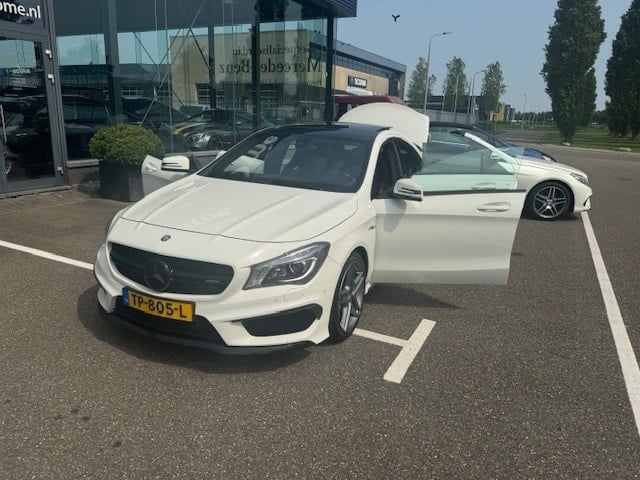 Mercedes-Benz Cla amg 45 4matic l 361 pk l dealer onderhouden l panoramadak