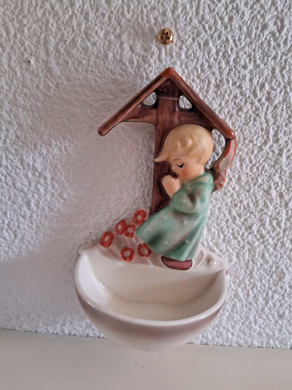 Wijwaterbakjes