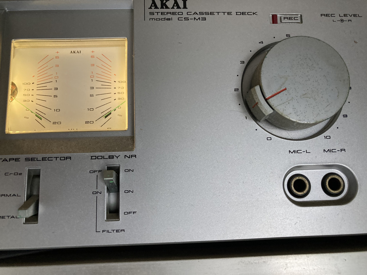 Akai receiver en cassettedeck & Pioneer  cd speler 5 cd wisselaar