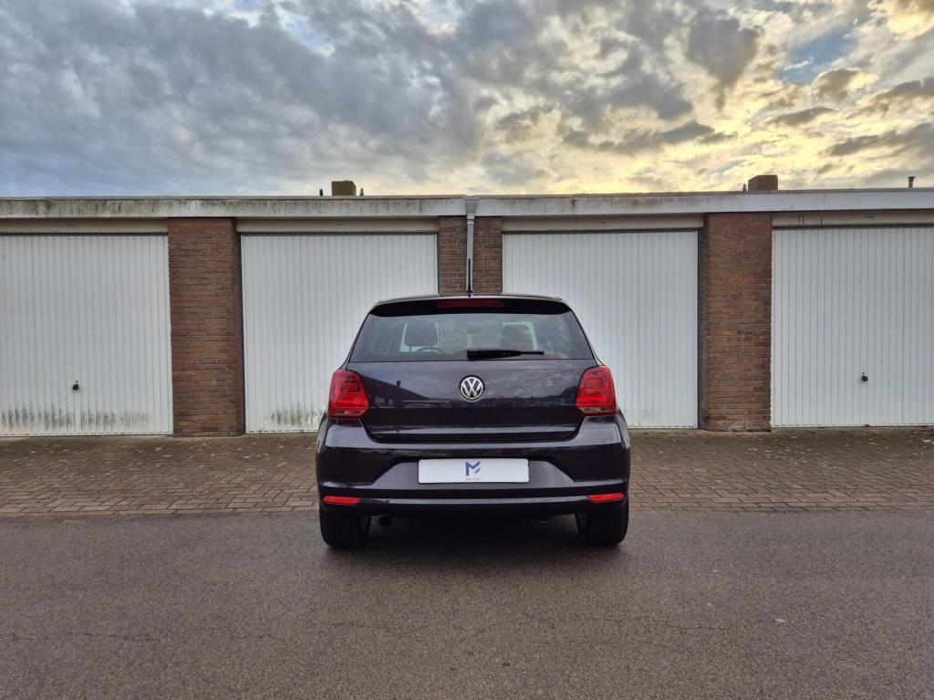 Volkswagen Polo 1.2 tsi lounge / 5- deurs / cruisecontrol / stoelverwarming