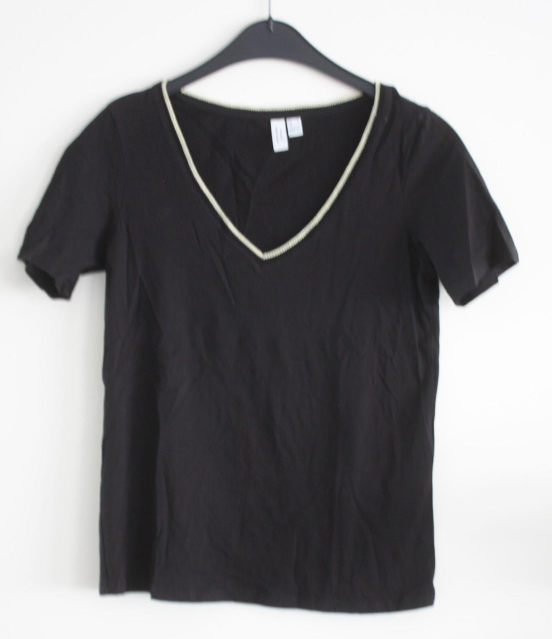 Zwart shirt met gouden randje  maat s