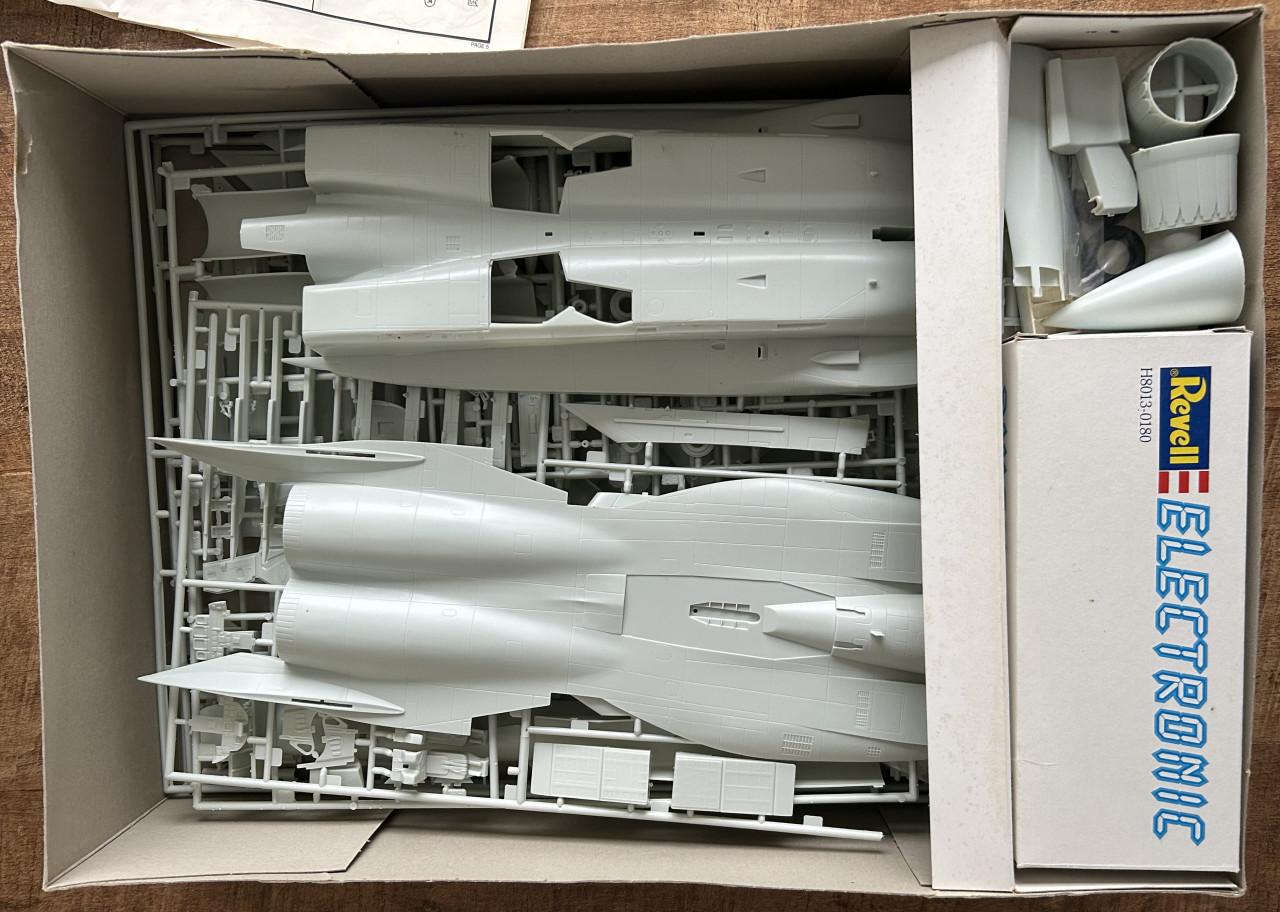 Bouwdoos F-15 met licht en geluid