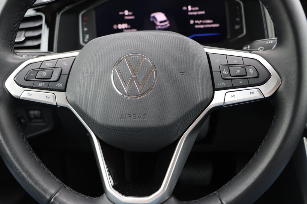 Volkswagen Polo 1.0 tsi life edition dsg7