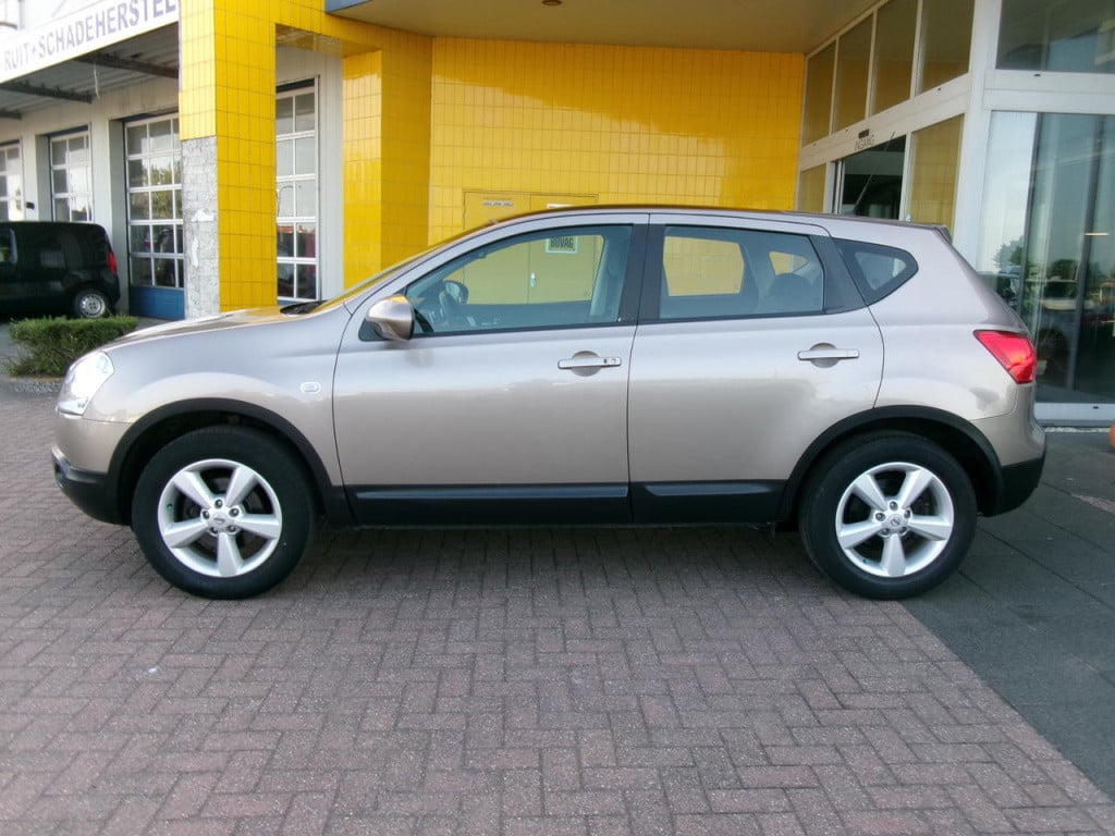 Nissan Qashqai 1.6 airco, cr.contr., panoramadak, trekhaak