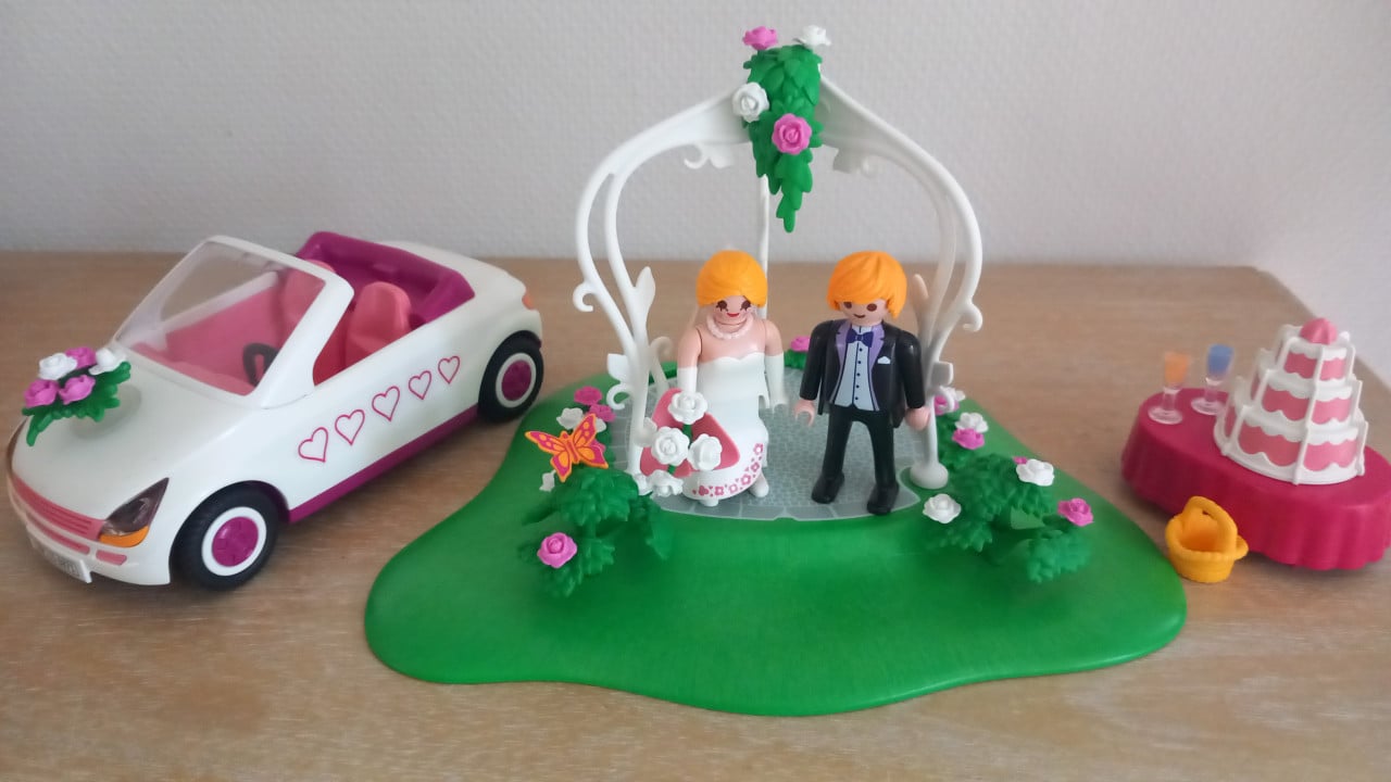 Playmobil bruidspaar met trouwauto setnr 6871