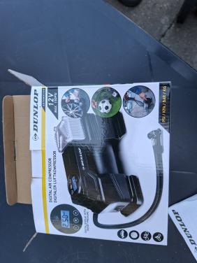 Dunlop Digitale Luchtcompressor (12V / 150 PSI)